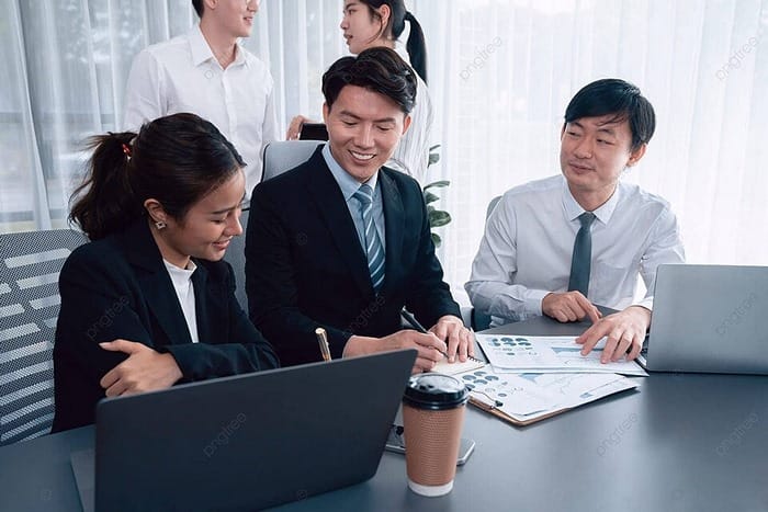 Ý nghĩa số 45 rất hữu ích với ai muốn kết nối nhiều hơn với cộng đồng, hòa hợp với môi trường sống/làm việc